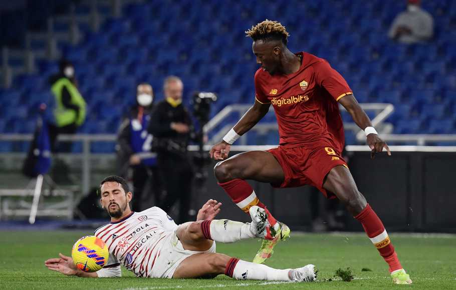 Liga Konferensi: AS Roma dan Leicester Melaju ke Semifinal